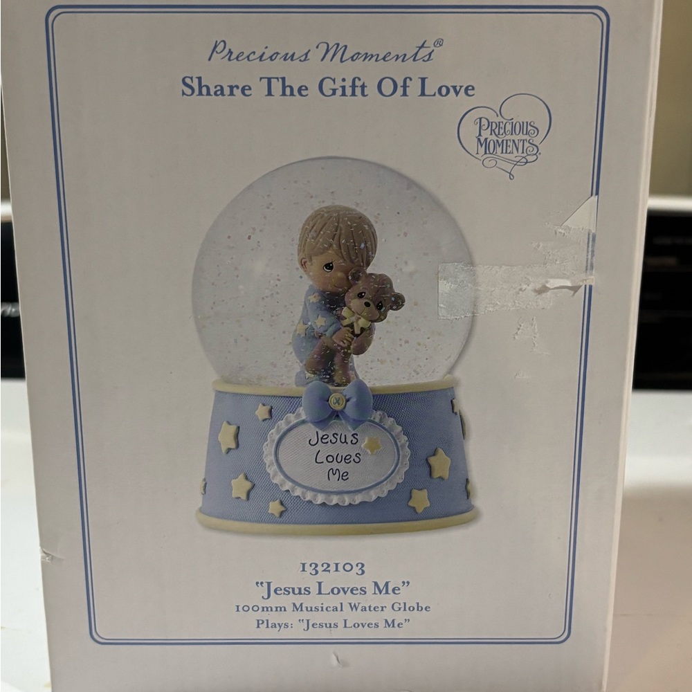 Precious Moments Jesus Loves Me musical snow globe Easter Baptism gift